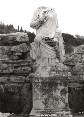 120-Statue of a sitting male-1
