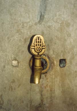124-Faucet-c