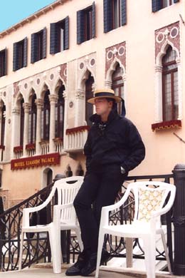 127-Gondolier-b