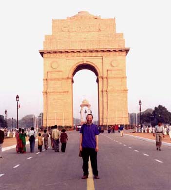 127-Bruce-at-india-gate-2-1