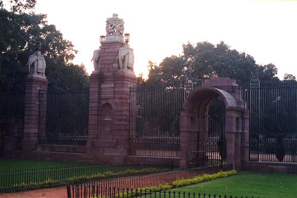 129-Gates