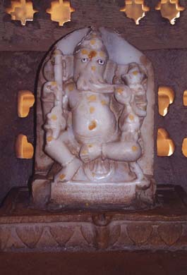122-Loduvra-Jain-Temple-16