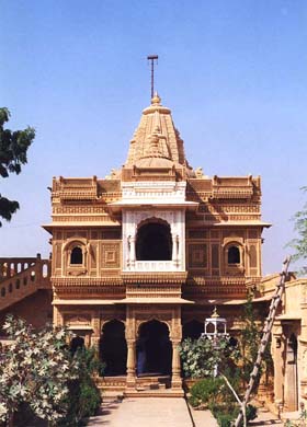 140-Amar-Sagar-Temple-1