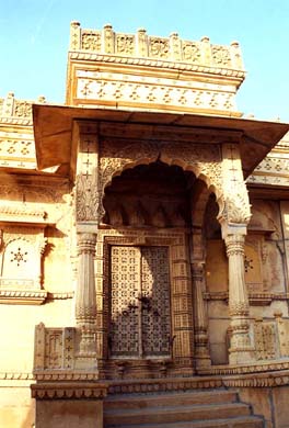103-Gadi-Sagar-Tank-Temple-5