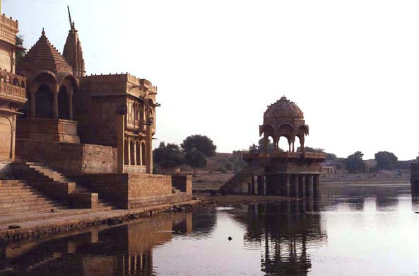 104-Gadi-Sagar-Tank-Temple-11
