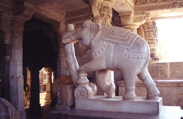 104-Ranakpur-jain-temple-6