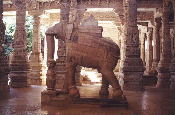 105-Ranakpur-jain-temple-10