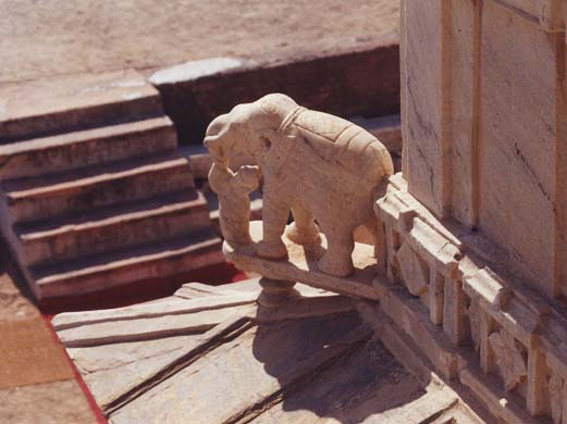 121-Ranakpur-jain-temple-23