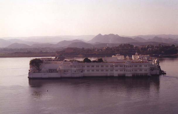 143-Lake-Palace-Hotel-3