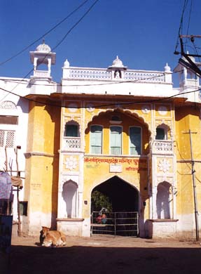 111-Pushkar-down-town-13